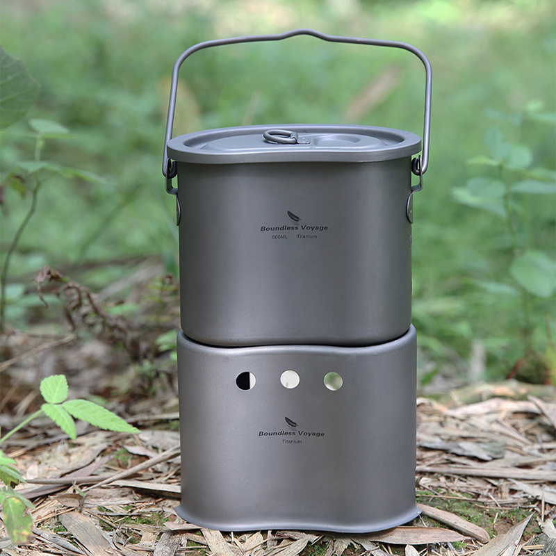 Camping Hanging Cooking Pot - Set Alat masak ไทเทเนียมไร้ขอบเขตการเดินทางแบบ2 in 1เตาเตาถ่าน0.8ลิตรสำหรับตั้งแคมป์กลางแจ้งหม้อสนาม